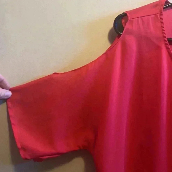 Blouse - Picture 2 of 5